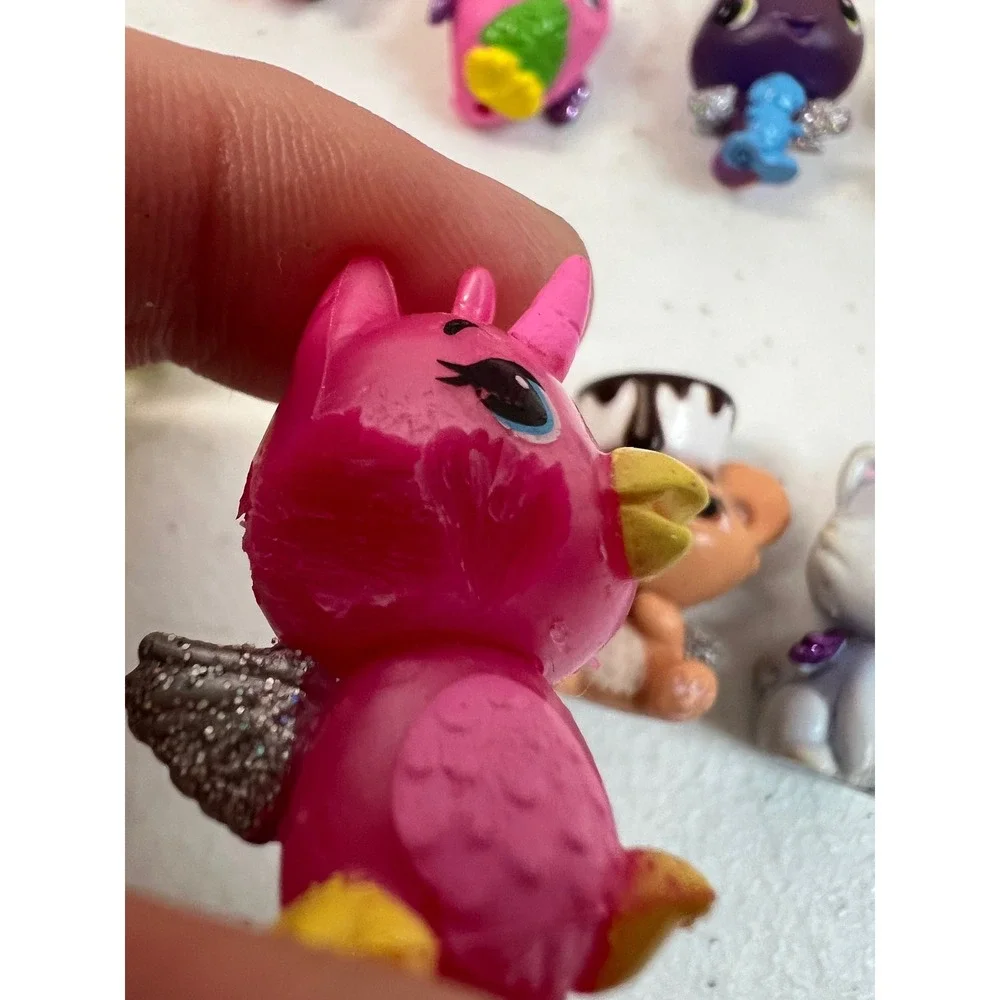 Hatchimals CollEGGtibles 20 Piece Lot with Pink Egg Carton Storage Case Figures
